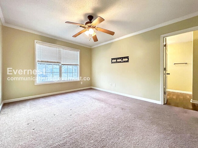 Building Photo - 7073 Blairs View Dr