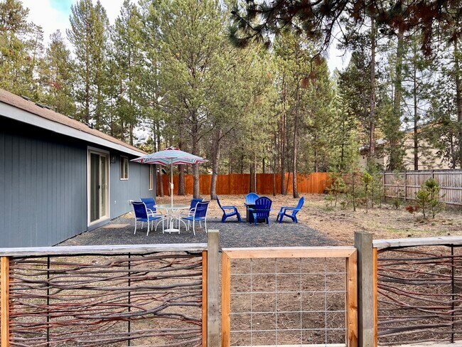 Building Photo - 17209 Crane Dr
