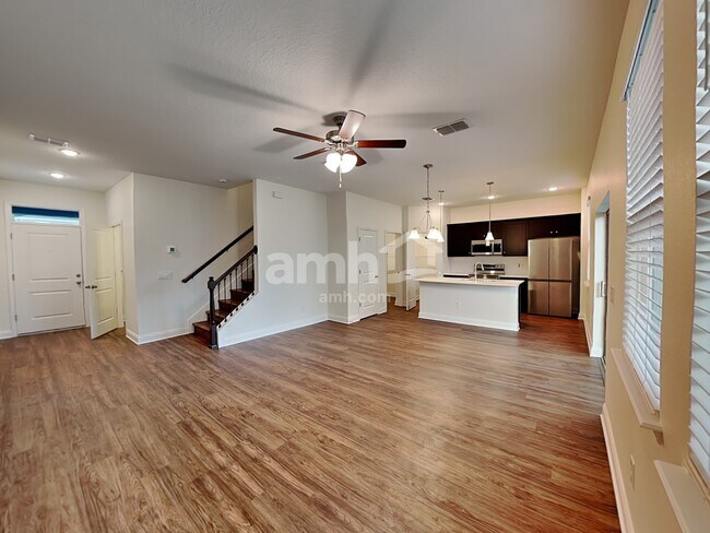Building Photo - 6209 Little Blf Cir