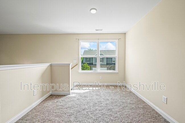 Building Photo - 1704 Bethel Ln