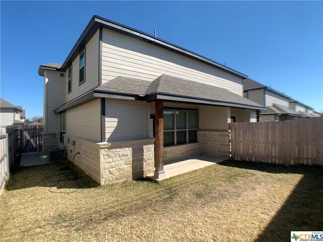 Building Photo - 2010 Rueben Rd