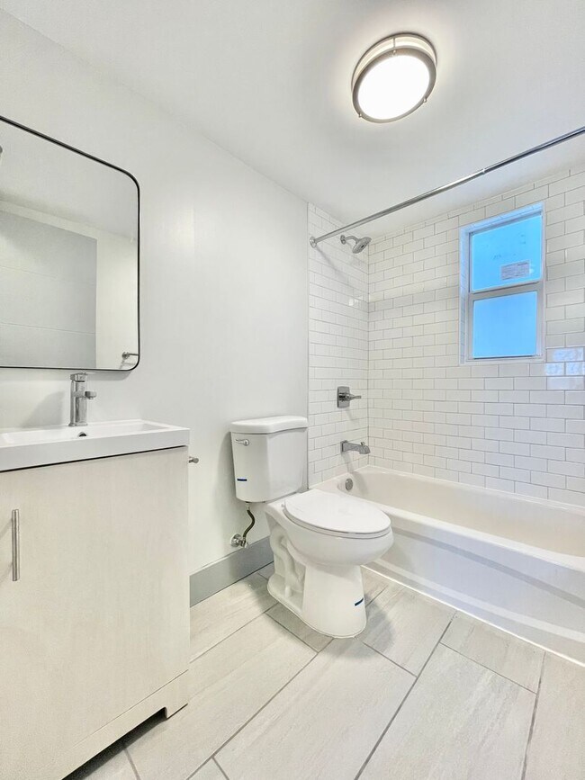 Interior Photo - 1231 NW 58 Ter