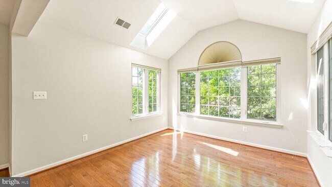 Building Photo - 219 Grassy Ridge Terrace
