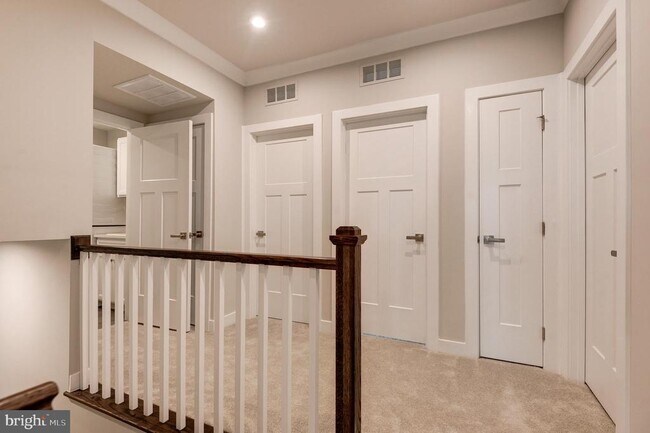Building Photo - 24276 Thurso Sq
