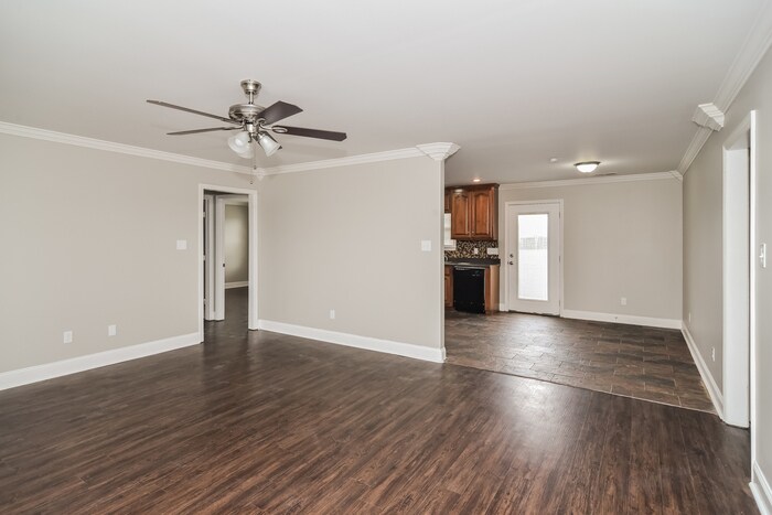 Building Photo - 27569 Grant Dr