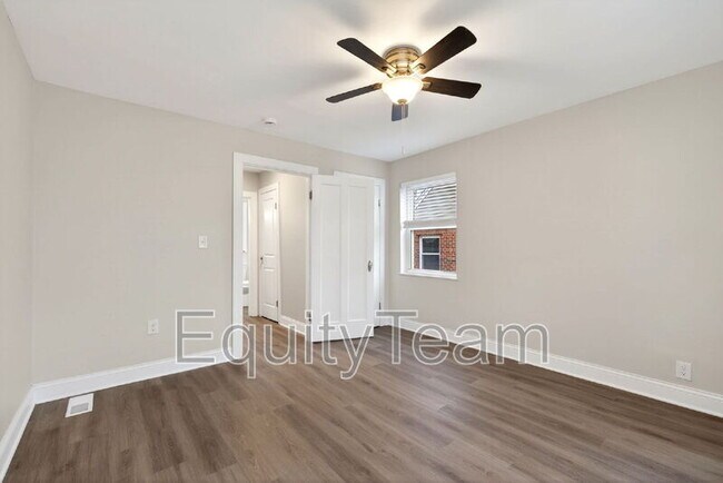 Building Photo - 405 Home Ave