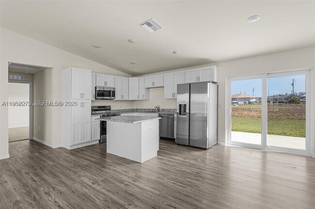 Building Photo - 1158 Norge Ct