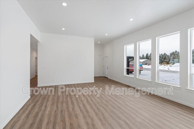 Building Photo - 133 Bench Run