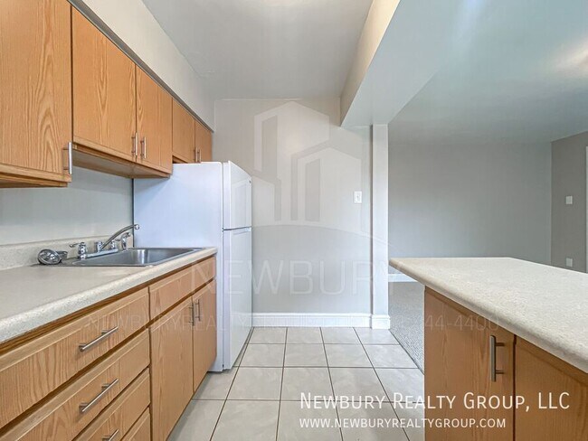 Building Photo - 319 San Juan Dr