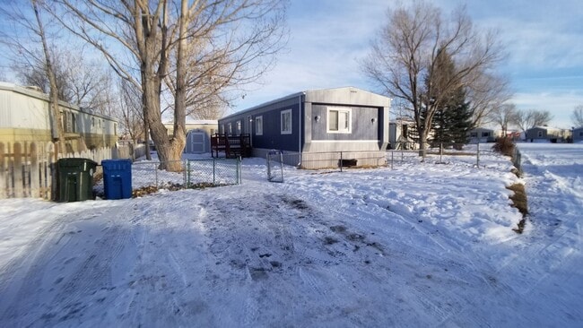 Primary Photo - 3 Bed 2 Bath Fully Remodeled Mobile Home w...