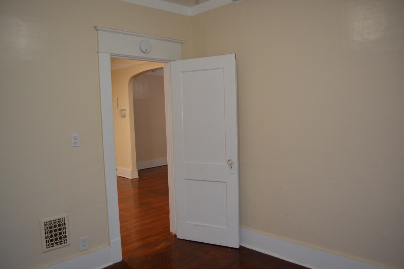 Building Photo - 1654 Miller St