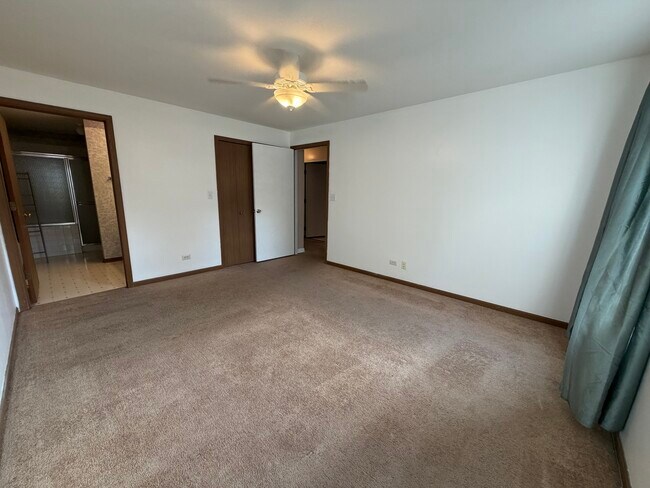 Building Photo - 311 Sheffield Ct