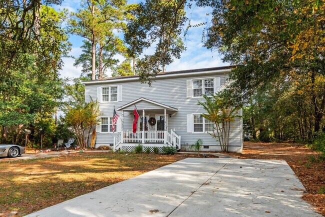 Building Photo - 8 Blocks from Garden City Beach! 2 Bed/1.5 Bath Duplex