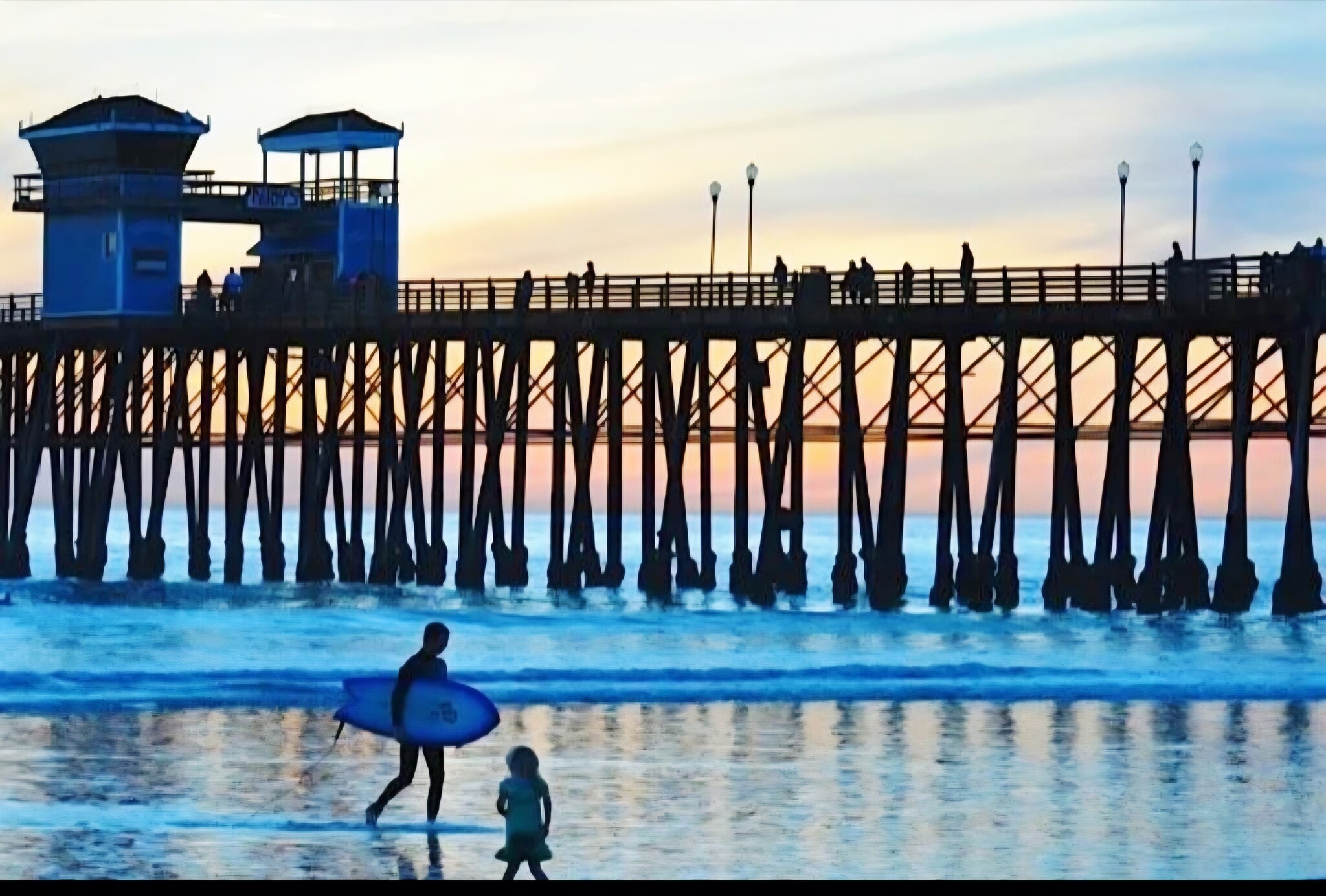A 20-minute walk to The Oceanside Pier. - 934 S Myers St