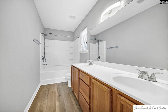 Building Photo - 94 Currant Ln
