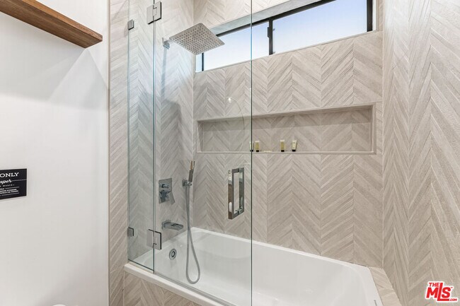 Building Photo - 22747 Erwin St