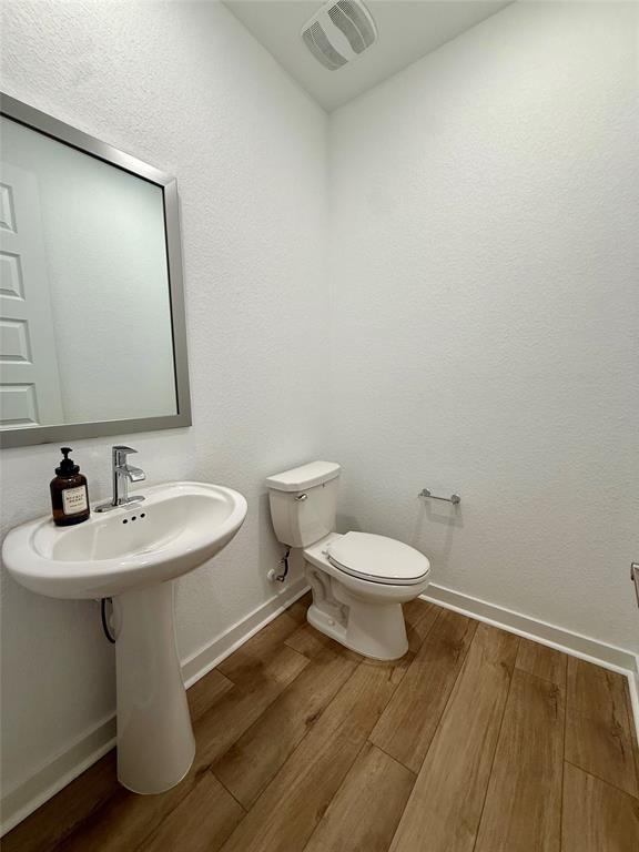 Building Photo - 104 Nuntree Cv