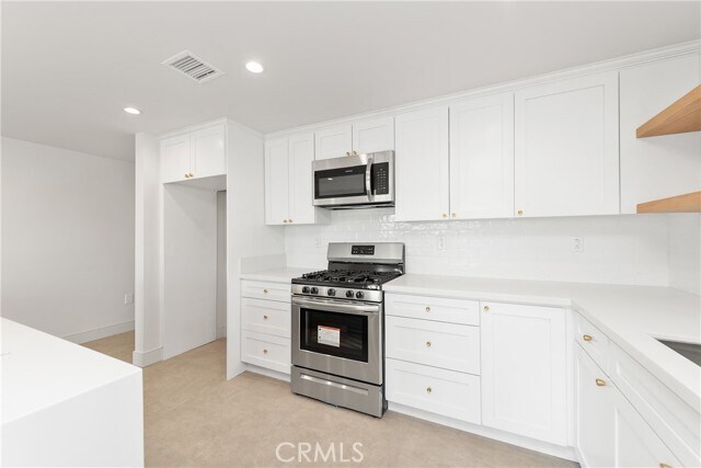 Building Photo - 6025 Craner Ave