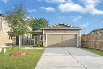 Building Photo - 12823 Clearcroft St