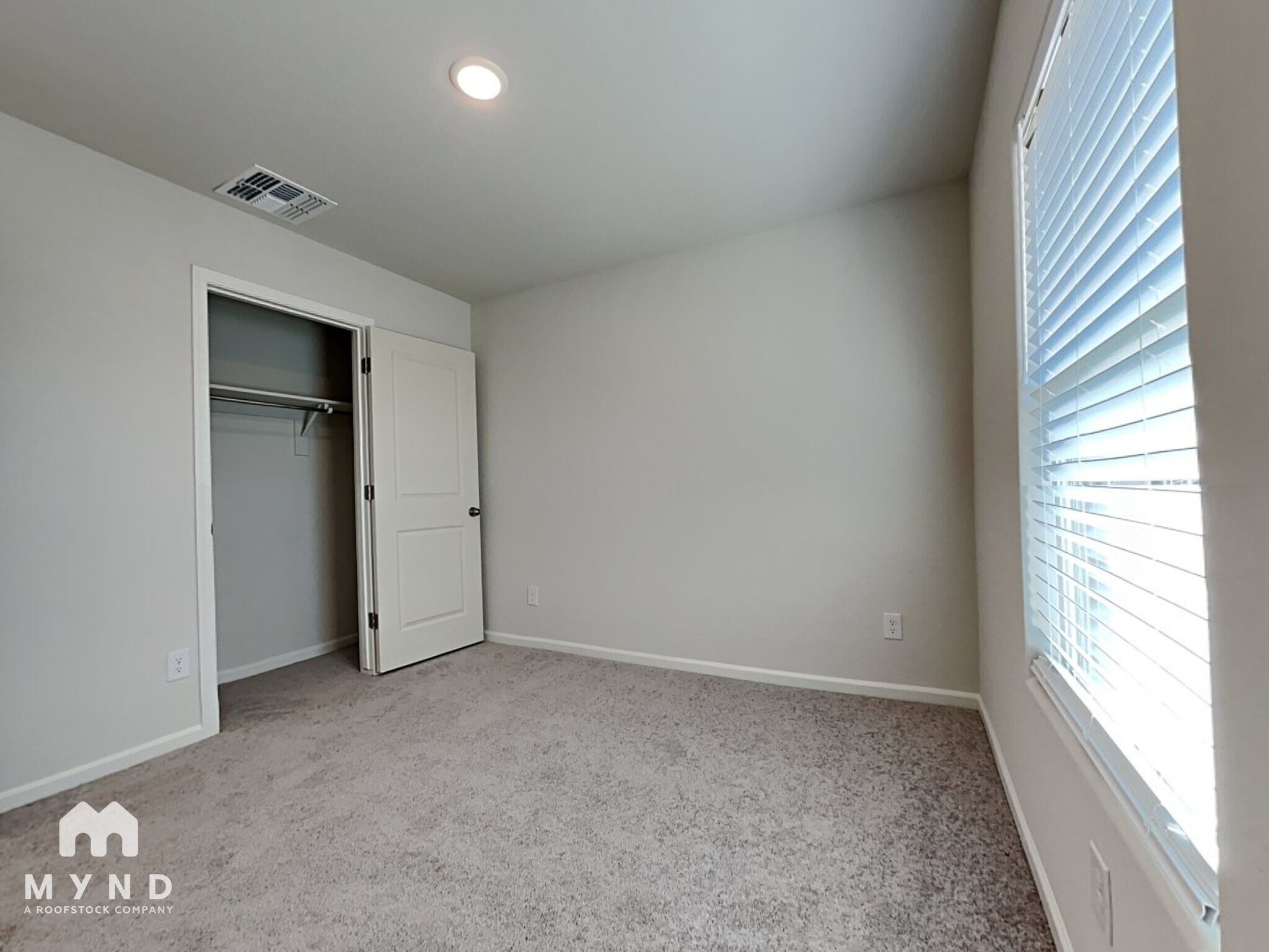 Building Photo - 9346 W Raven Dr