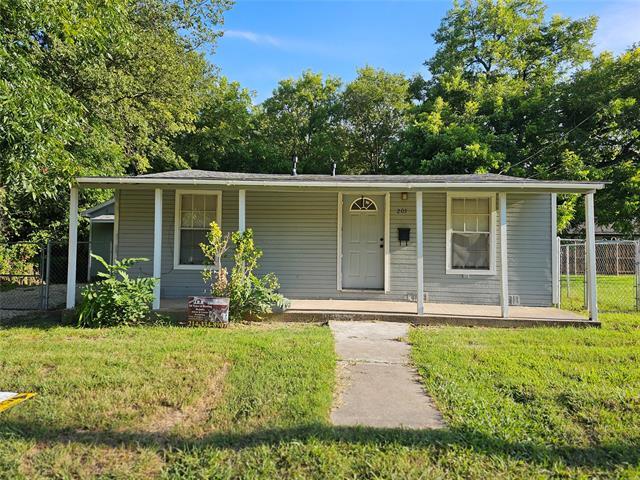 Primary Photo - 205 Heath St