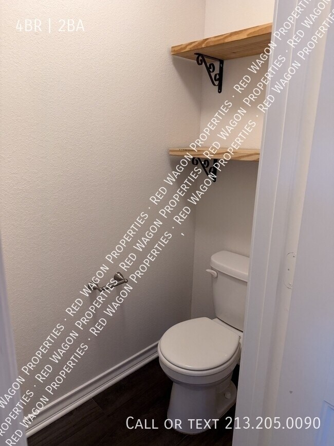 Building Photo - 12915 Whisper Xing