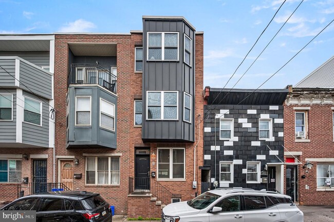 Building Photo - 1014 S Bouvier St