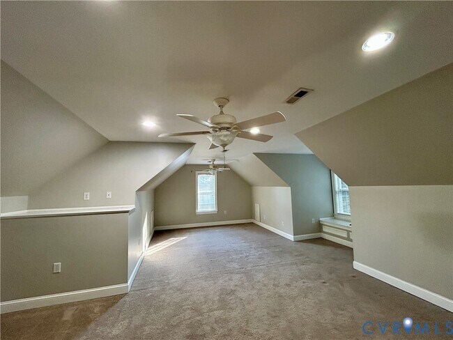 Building Photo - 4700 Jaydee Dr