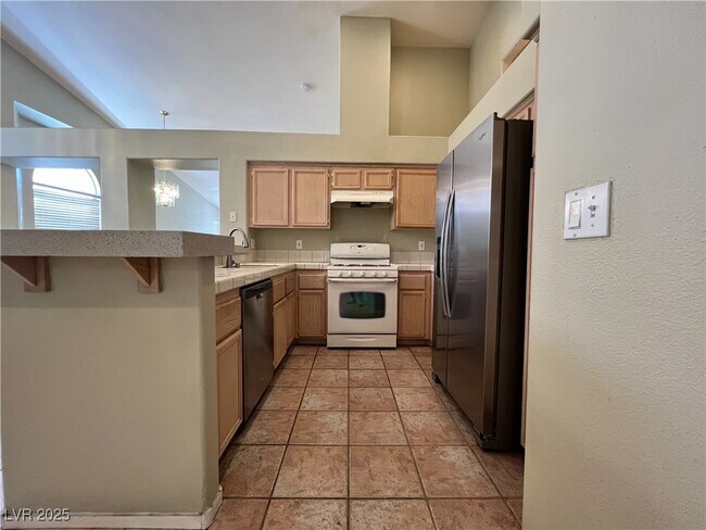 Building Photo - 9824 Double Rock Dr