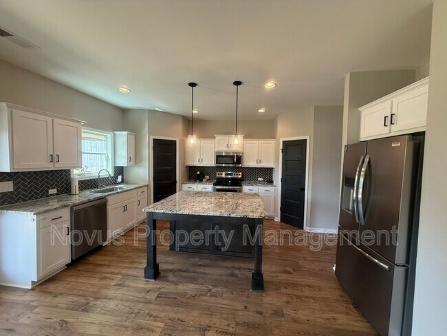 Building Photo - 148 Cedar Pk Wy