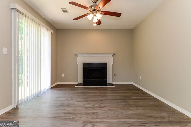 Building Photo - 2457 Northmill Ln