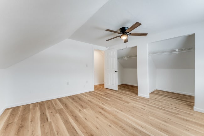 Building Photo - 2112 Gould Ave