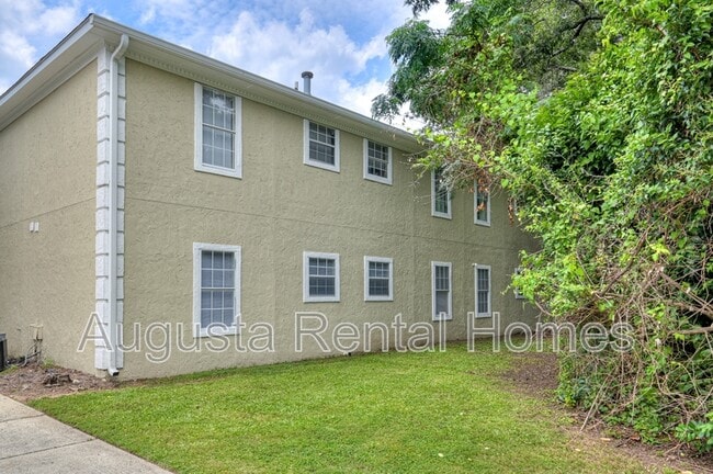 Building Photo - 940 Stevens Creek Rd