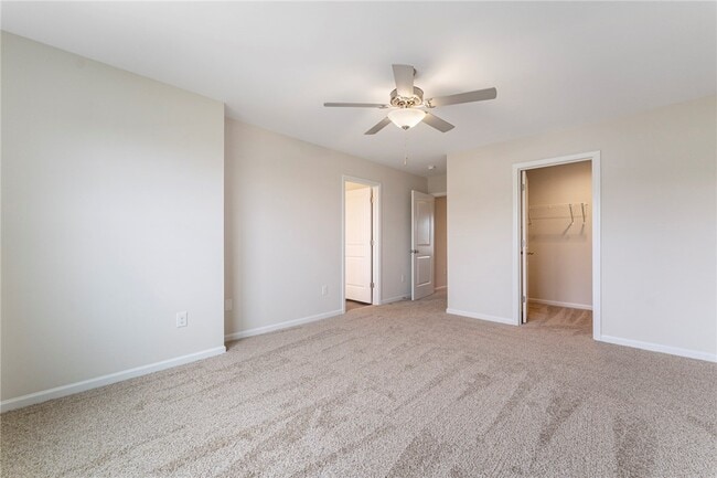 Building Photo - 105 Weaver Way