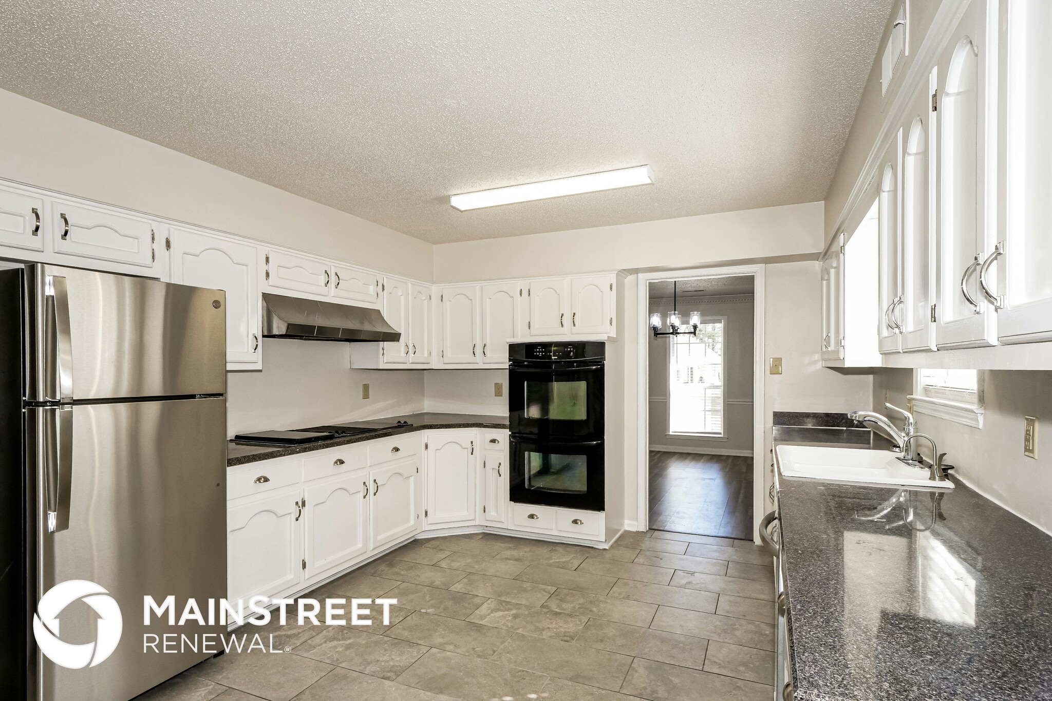 Building Photo - 2947 Pangbourne Cove