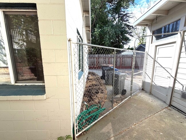 Building Photo - Biker’s Paradise: Cozy 2BR Duplex Steps from UC Davis & Downtown.