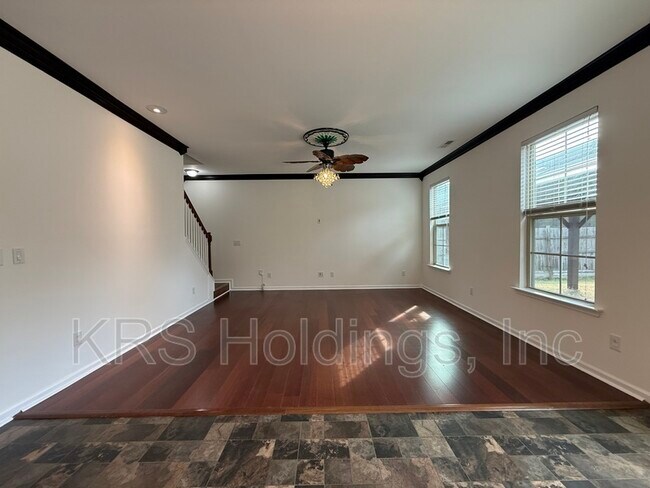 Building Photo - 2736 Shepherd Valley St