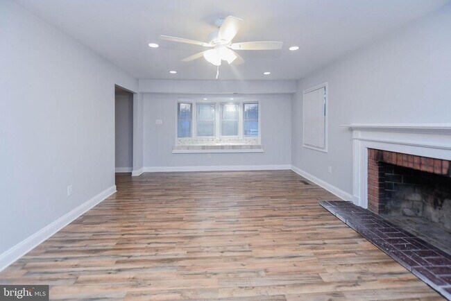 Building Photo - 1303 Port Echo Ln