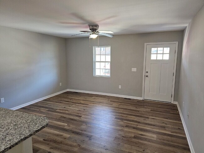 Building Photo - Brick Duplex for Rent Just Minutes from Lincolnton!