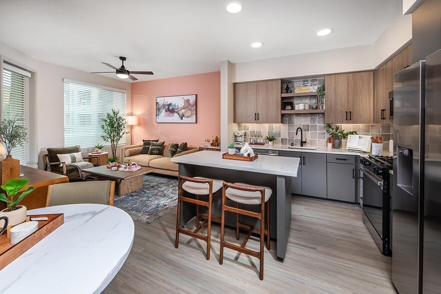 Primary Photo - Bowen Apartments