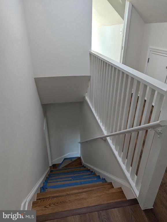 Building Photo - 2700 Dawson Ave