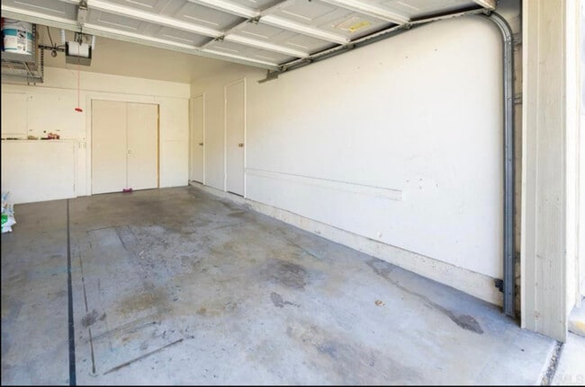Building Photo - 9856 Buena Vista Ave