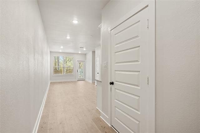 Building Photo - 1218 Chestnut Ct