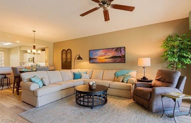 Building Photo - 10700 Ravenna Way