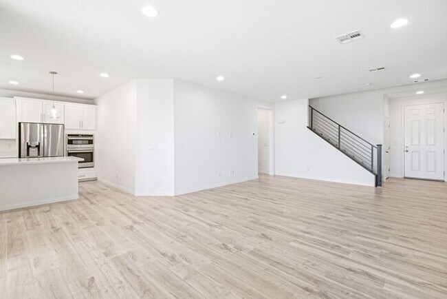 Building Photo - Spacious 4-Bedroom Home with Pool, Spa & Covered Patio