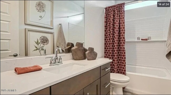 Building Photo - 23158 E Saddle Way