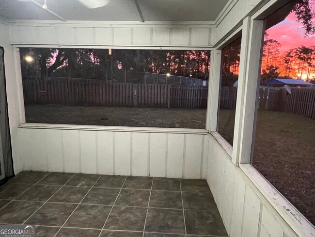 Building Photo - 152 Woodvalley Ct