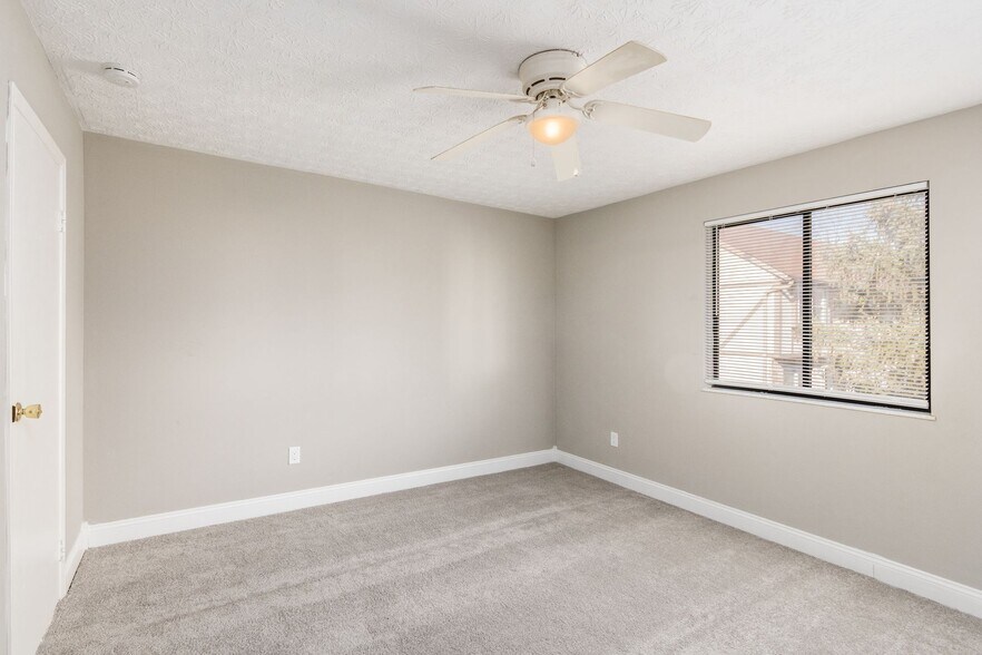 Building Photo - 3115 Francinelane Dr