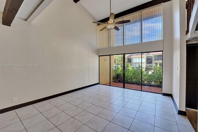 Building Photo - 760 E Coco Plum Cir