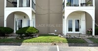 Building Photo - BEAUTIFUL, UPDATED 2 BEDROOM CONDO IN CHER...